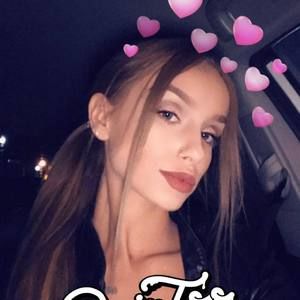 Meet your Posher, Kelli